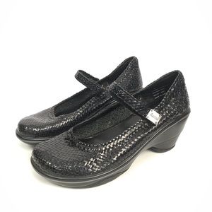 Jambu Black Woven Mary Jane Heels